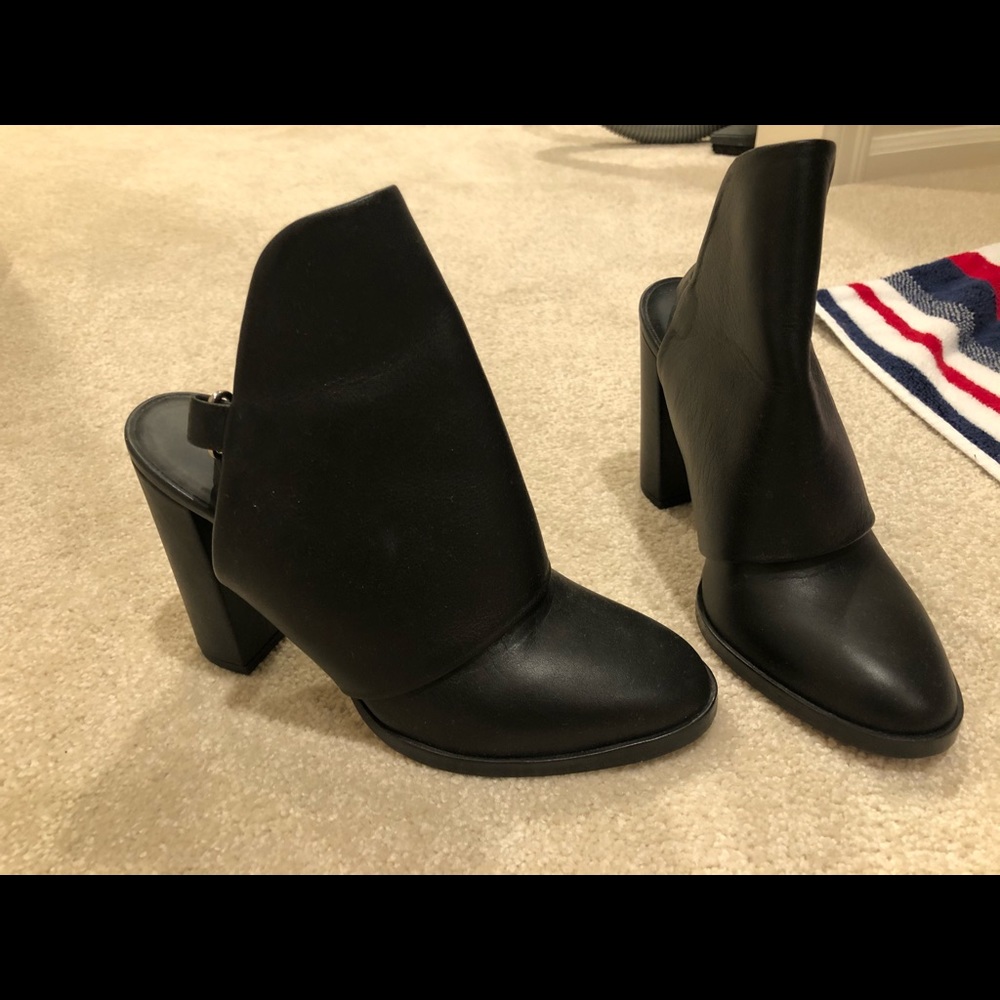 Vince leather shoes